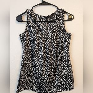 Banana Republic Black and White Sleeveless Blouse